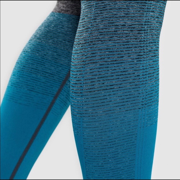 Gymshark Amplify Seamless Leggings - Picture 2 of 2